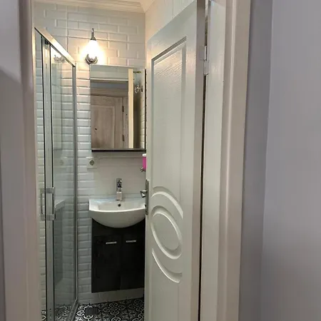 Ozcans Sururi Pera Flats 2 *