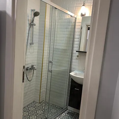 Ozcans Sururi Pera Flats 2 דירה