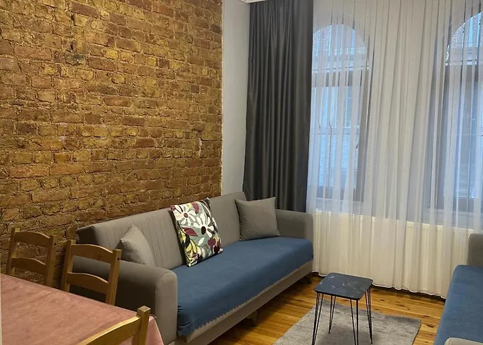 Ozcans Sururi Pera Flats 2